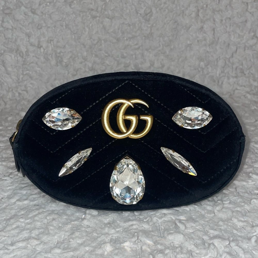 Gucci Marmont Chevron Quilted Velvet Crystal Belt Chest Bag in Black 476434 - Picture 3 of 17